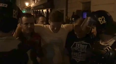 V Bratislave vyčíňali Angličania. Fyzicky napadli aj policajtku