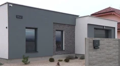 Majú nový dom, ale už viac ako dva roky sú bez elektriny. Zostali tak v pasci byrokracie