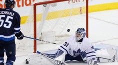 Winnipeg otočil duel s Torontom