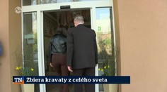 Zbiera kravaty z celého sveta