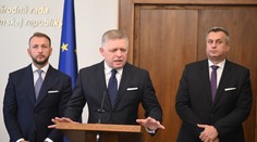 Kto cvála na koni a kto sa vozí na somárikovi? Fico varuje partnerov, že sú na ceste do opozície