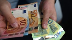 Matkám stúpnu dôchodky. Štát prepočíta roky strávené na materskej