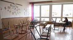 Oddnes sa žiaci 2. stupňa a stredoškoláci učia online z domu