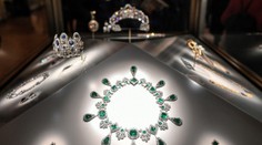 Zlodeji chceli predať šperky z Louvru izraelskej firme. V súvislosti s obchodom sa spomína aj Slovensko