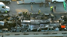 VIDEO: Most v Louisiane sa zmenil na ohnivé peklo. V „superhmle“ sa zrazilo 150 áut, zomrelo najmenej 7 ľudí