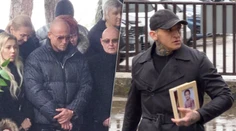 Snúbenec Moniky Jákliovej prišiel na pohreb s ochrankou. S Gáborom Borárosom stáli pár krokov od seba