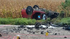 Autá zničené na nepoznanie a uzavretá cesta: Ranná nehoda si vyžiadala tri životy