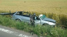 Fatálna nehoda pri Prievidzi: Auto po zrážke s nákladiakom doslova oskalpovalo
