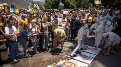 FOTO+VIDEO: Na Kanárskych ostrovoch vypukli masívne protesty. Turisti sa obávajú o svoju bezpečnosť