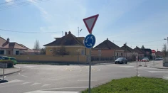 Šokovaní vodiči v Trnave. Netradičný kruhový objazd vyvoláva veľké vášne