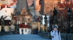 V Česku zomrel šiesty pacient nakazený koronavírusom