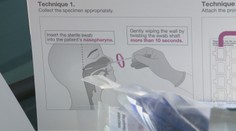 Zdravotníčka z Nitry tvrdí, že s tyčinkami, ktoré v škole dostala, by sa deti testovať nemali