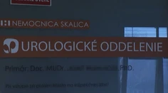Známeho urológa zo Skalice zatkla polícia. Mal brať úplatky