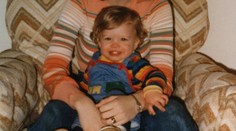 Z rozkošného chlapčeka je dnes svetová megahviezda. Spoznávate ho?