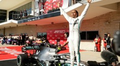 Lewis Hamilton sa stal majstrom sveta F1. V USA získal nedostihnuteľný náskok