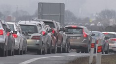 Zrážka áut na D1 spôsobila veľké kolóny, obchádzka trvá viac ako hodinu