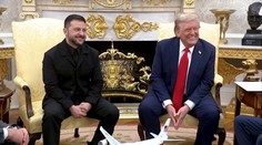 Namiesto mikiny prišiel v obleku. Chvály na Zelenského zmenu imidžu sa páčia aj dizajnérovi, ktorý ho navrhol