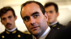 Francúzsko: Premiér sľubuje novú vládu do začiatku októbra a rozpočet bez škrtov