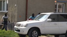 Policajti rozbili ďalšie drogové hniezdo. Mladík ho mal u seba doma