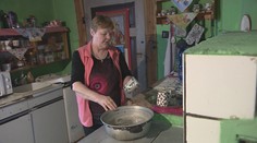 Roky vraj žila v psychickom a fyzickom terore. Teraz hrozí, že príde aj o strechu nad hlavou