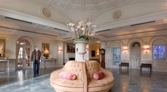 Za noc v luxusnom hoteli zaplatil jediný cent. Polícia odhalila, ako obišiel systém