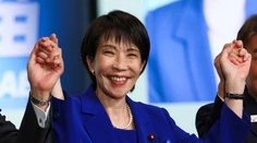 Japonsko má prvú premiérku v histórii. Stala sa ňou Sanae Takaičiová
