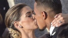 Prekrásna nevesta! Modelka si vzala futbalistu AC Milána