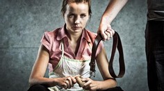 Muž, ktorý týral svoju exmanželku a svokru: Byt podpálim a vás zabijem!