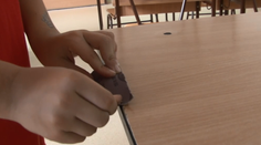 Akcia lepidlo, guma, šmirgeľ: Ako to vyzerá na konci roka v triedach?