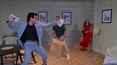 Rozbíjanie tanierov aj hádky: Nová komédia Týždeň a dosť prinesie kolotoč bizarností