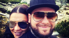 Raper Kali sa stane otcom: Ukázal Alicine bruško a prezradil aj pohlavie!