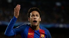 Barcelona hrozí žalobou, ak jej Paríž "vyfúkne" Neymara
