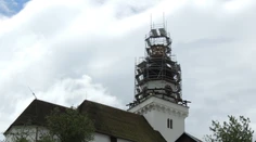 Pri oprave kostolnej veže v Belej našli prestrelenú časovú schránku
