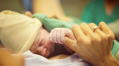 Novoročný zázrak. Mamička Emma po ôsmich potratoch priviedla na svet chlapčeka