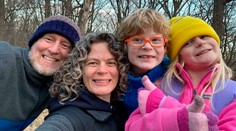 Tragédia na stanovačke v Iowe. Chlapec (9) ako jediný prežil vyvraždenie celej rodiny