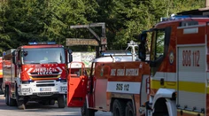 Poplach na žilinskom sídlisku. Hasiči tam zasahujú pri náleze nebezpečnej látky