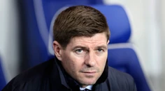 Steven Gerrard sa stal novým trénerom Aston Villy. Vo funkcii nahradil Deana Smitha