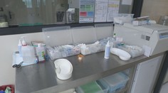 Sú drahé a často ich poisťovňa nepreplatí. Ombudsman kritizuje schvaľovanie liekov na výnimku