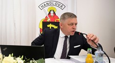 Črtajú sa zmeny po atentáte: Doživotný plat i auto s ochrankou aj pre predsedu vlády a parlamentu