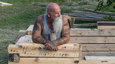 Laco vo vážnych problémoch: Vráti sa ešte na Farmu?