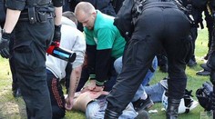 Poľský fanúšik zomrel po zasiahnutí gumovým projektilom