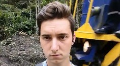 Najboľavejšia "selfie": Mladík dostal poriadne do hlavy