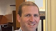 Niekoľko týždňov ho hľadali márne. Muž predstieral svoju smrť, aby utiekol za milenkou