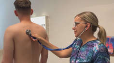 Slováci opisujú superchrípku: Nič podobné ešte nezažili, telefonáty na 112 a strach o život