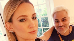 Kate Hudson ostrihali jej krásne blond vlasy. Je na ježka