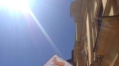 Hlina to natrel Kotlebovi! Na úrad mu vyvesil takúto vlajku