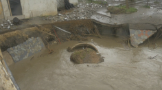 Krétu zasiahli prívalové povodne. Zahynuli štyria členovia jednej rodiny