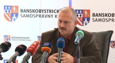 Sú voľby do BBSK ohrozené? Kotleba šachuje s počtom poslancov