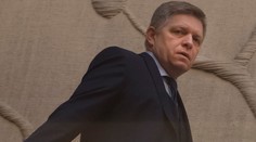Premiér Fico sa opäť nevyjadril k voľbám. Na vládu prišiel bočným vchodom