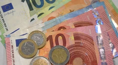 Pozor na správu z banky. Ak ju odignorujete, môžete si skomplikovať používanie účtu